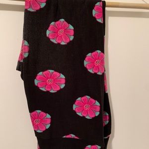 OS Lularoe leggings
